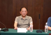 山东省烹饪协会会长张雷主持“龙”行天下·山东驴肉美食争霸赛召开赛前说明会
